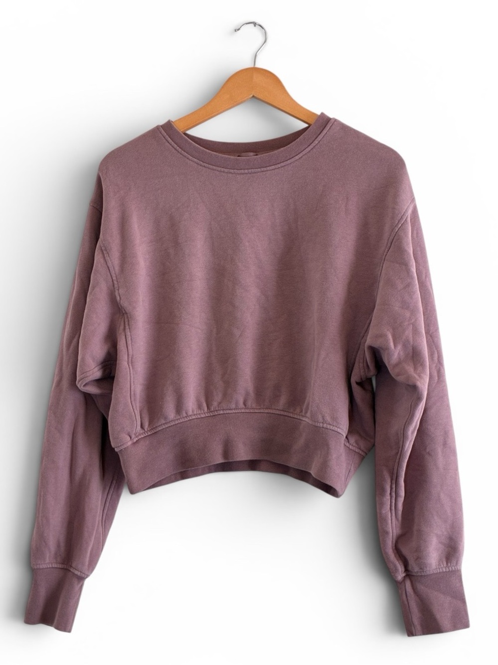Victoria’s Secret | Victoria Sport lavender crewneck cropped slouchy sweatshirt